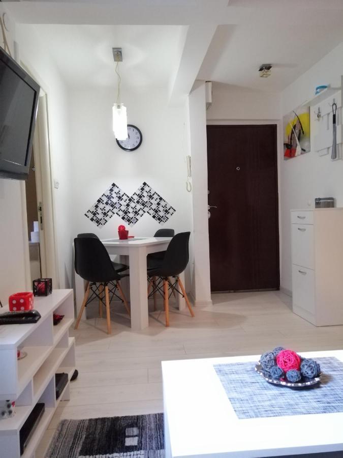 Studio Apartman Kocka Belgrade Exterior photo