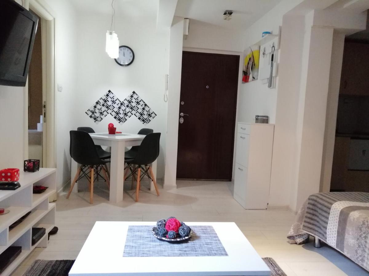 Studio Apartman Kocka Belgrade Exterior photo